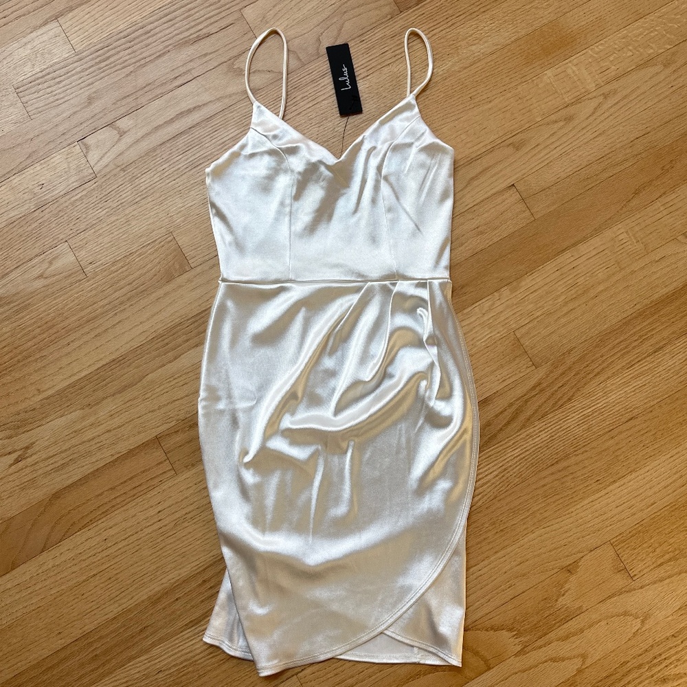 Lulu’s White Dress NWT